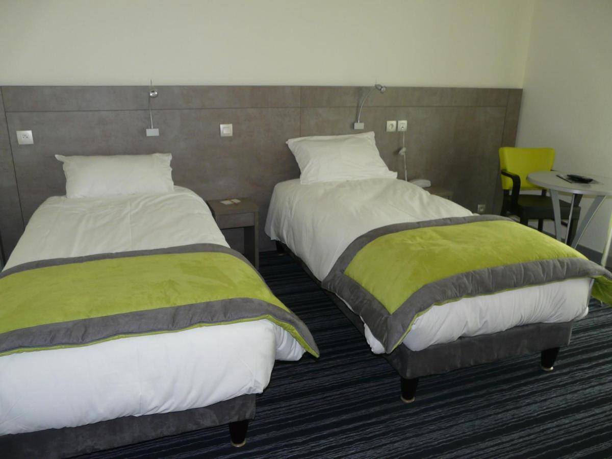 Hotel Le Chatard Sarcey Esterno foto